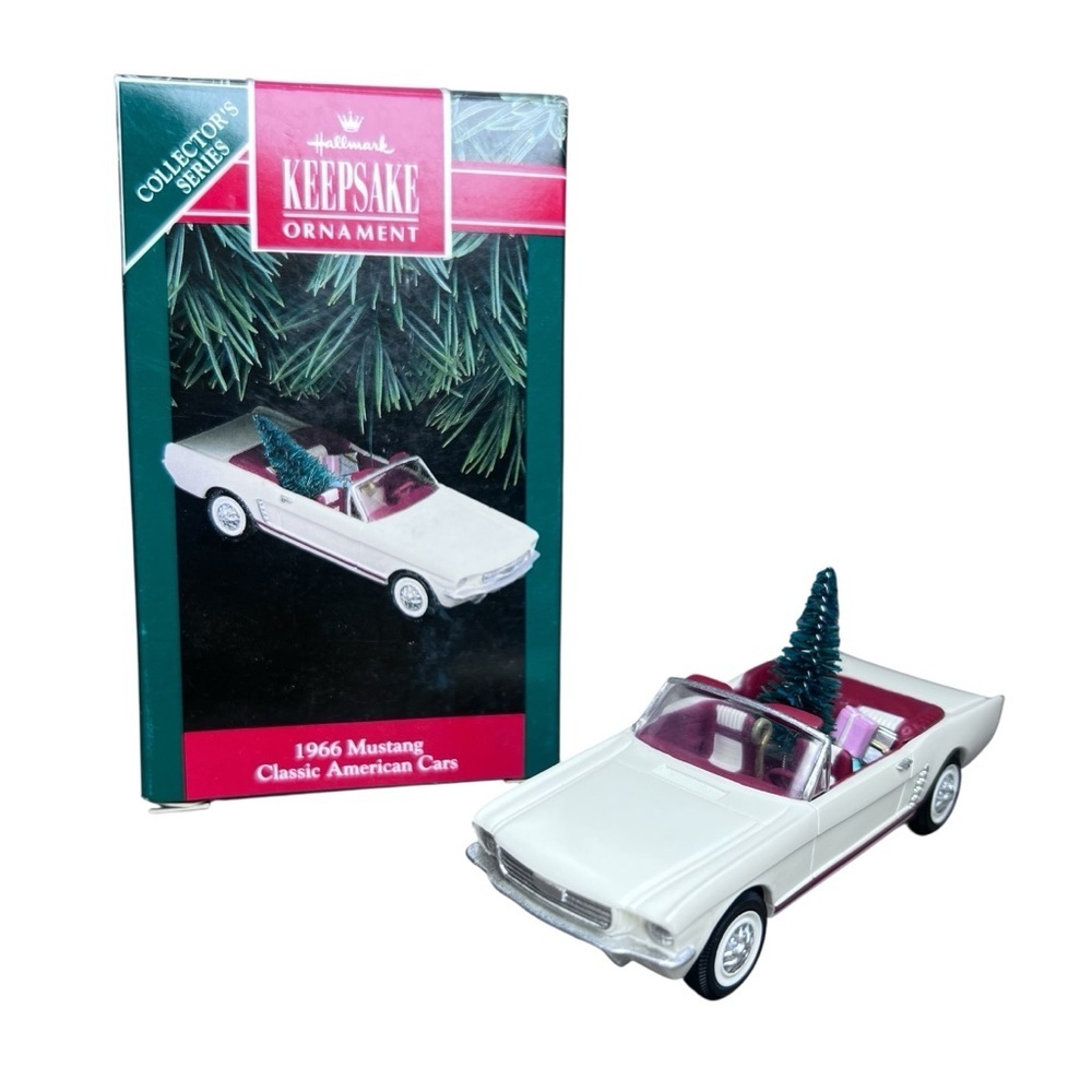 Hallmark Vintage 1992 NEW 1966 MUSTANG Classic American Car‎ #2 series Christmas